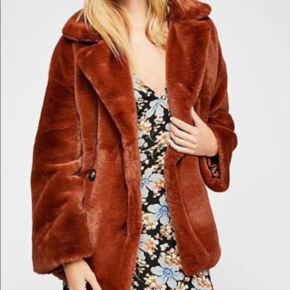 Free People Kate Faux Fur Coat,Button Front,M,Rust